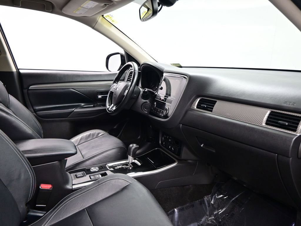 Used 2019 Mitsubishi Outlander SEL image 12