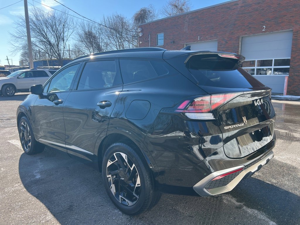 Certified 2023 Kia Sportage SX image 3