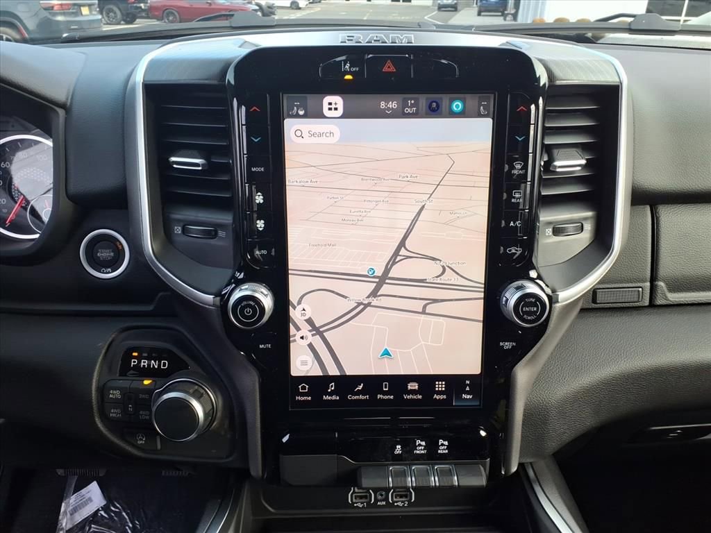 New 2026 RAM 1500 4x4 Crew Cab image 5