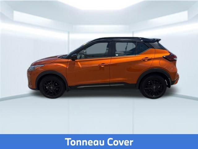 Used 2024 Nissan Kicks SR w/ SR Premium Package FWD image 11