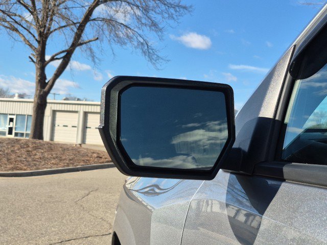 Used 2024 Chevrolet Colorado LT w/ LT Convenience Package II image 36