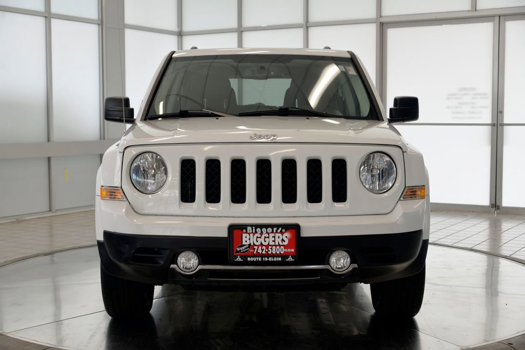 Used 2016 Jeep Patriot High Altitude AWD/4WD image 3