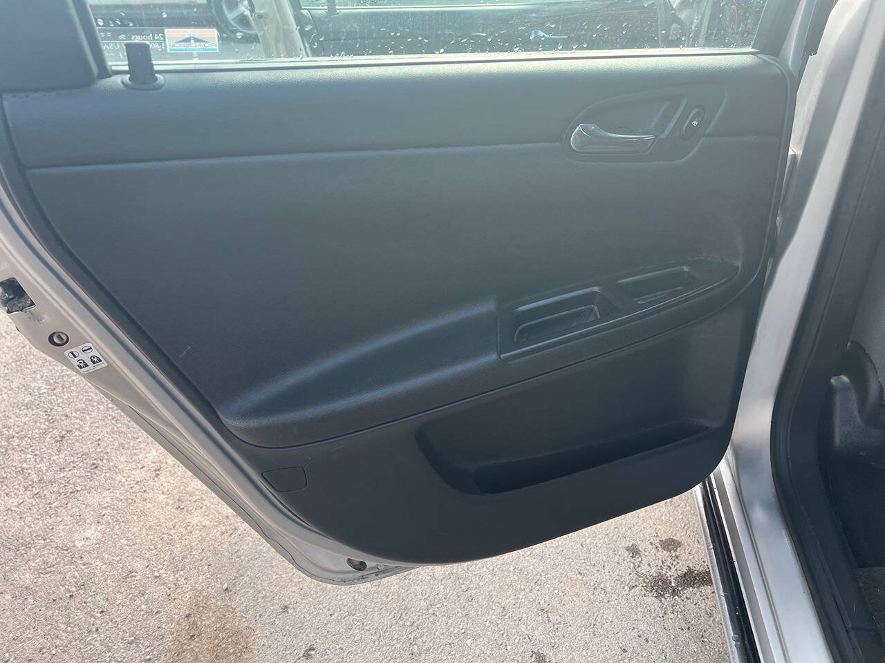 Used 2006 Chevrolet Impala LS FWD image 3