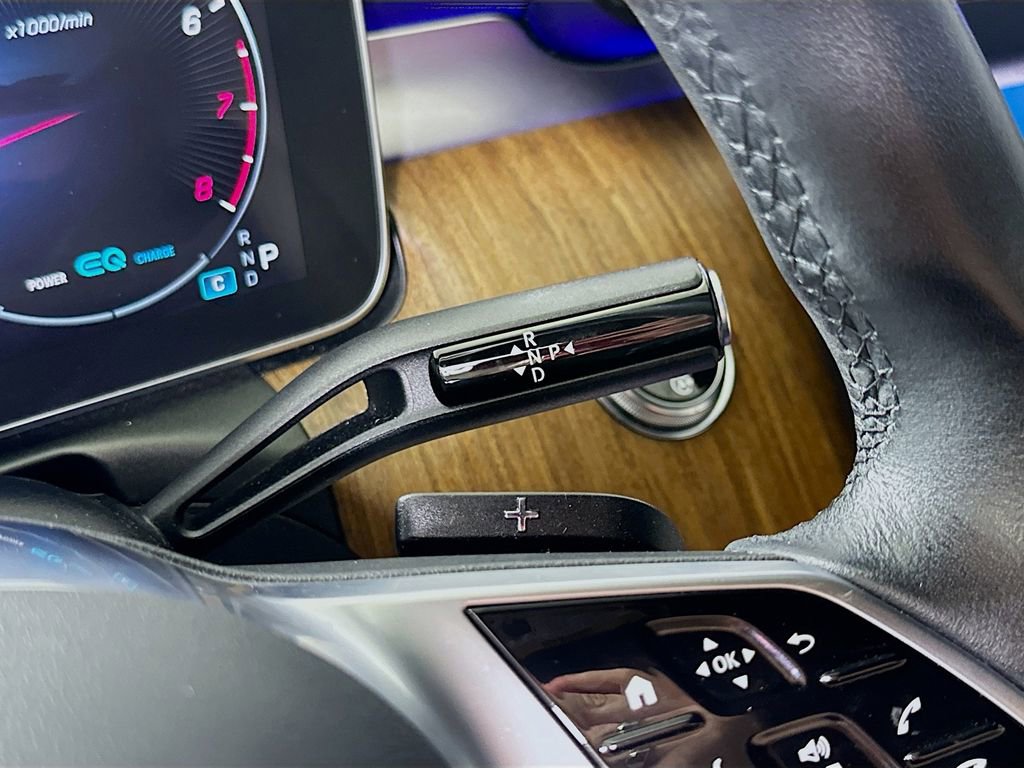 Used 2022 Mercedes-Benz C 300 4MATIC Sedan w/ Pinnacle Trim Package image 32