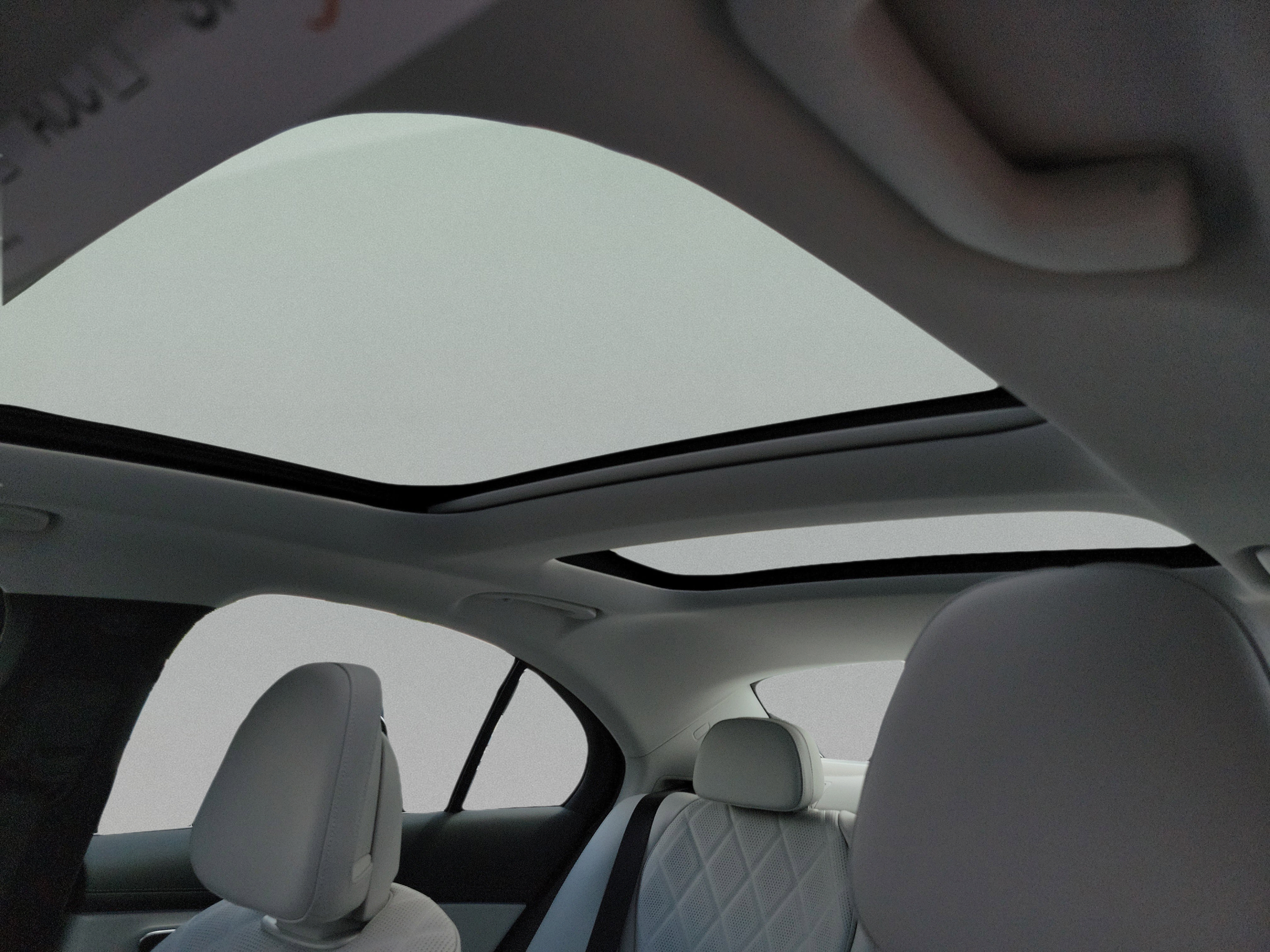 New 2026 Mercedes-Benz E 450 4MATIC Sedan image 25