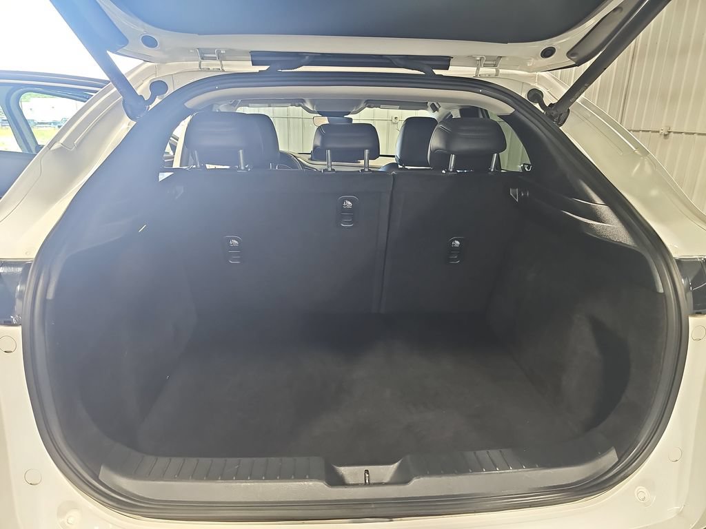 Used 2023 MAZDA CX-30 AWD 2.5 S w/ Premium Package image 12