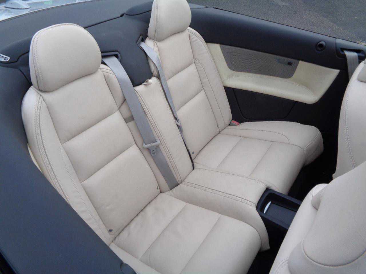 Used 2011 Volvo C70 T5 w/ Convenience Pkg FWD image 8