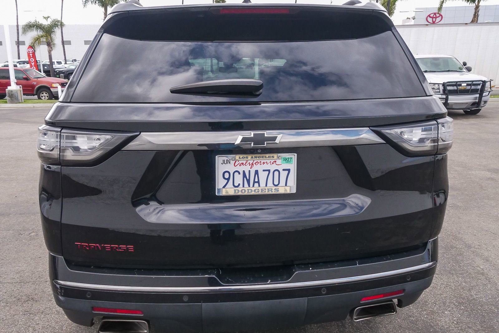 Used 2019 Chevrolet Traverse Premier w/ Redline Edition FWD image 8