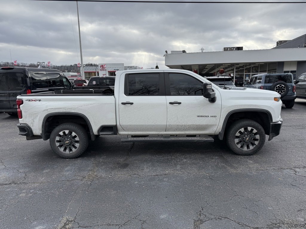 Used 2021 Chevrolet Silverado 2500 Custom w/ Custom Value Package image 10