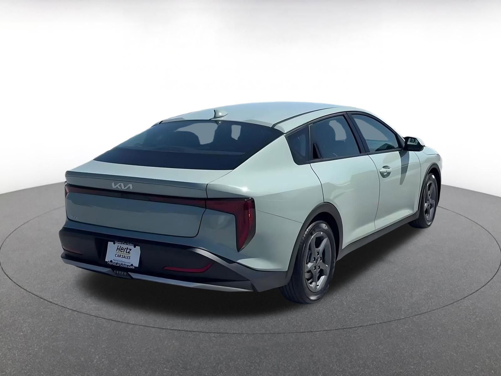 Used 2025 Kia K4 LXS image 14