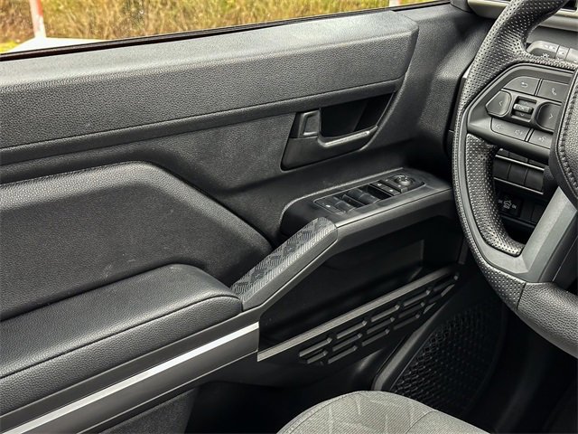 New 2026 Toyota Tacoma SR5 image 18