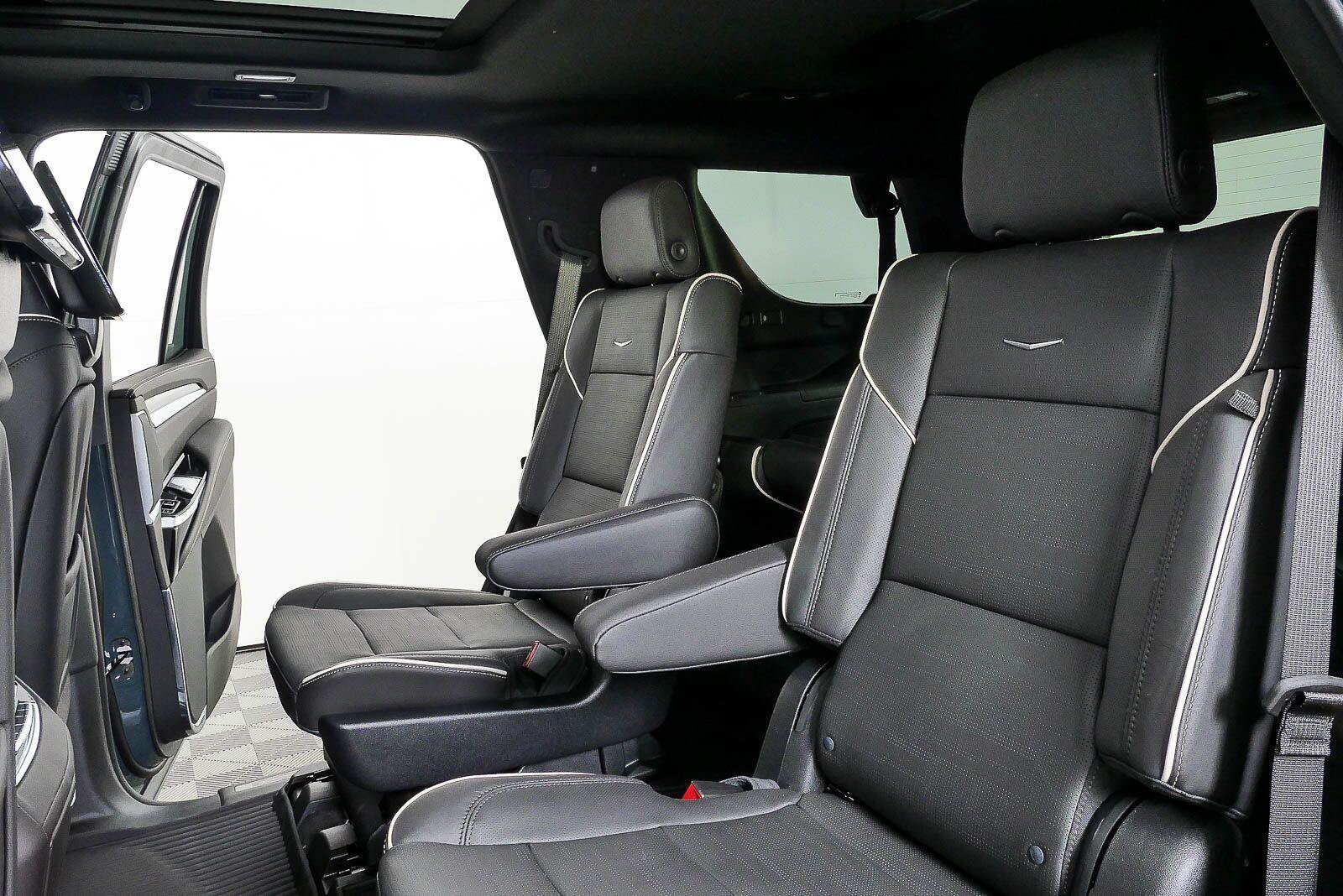 New 2026 Cadillac Escalade Sport w/ Touring Package AWD/4WD image 23