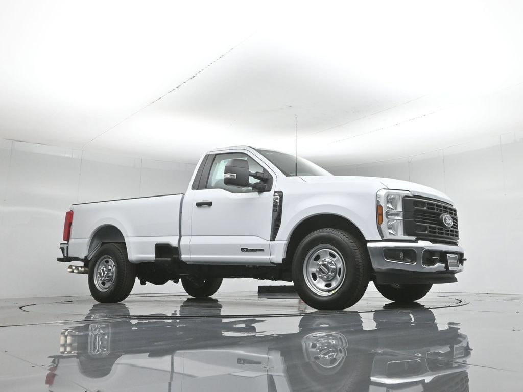 New 2026 Ford F350 XL w/ XL Chrome Package RWD image 3