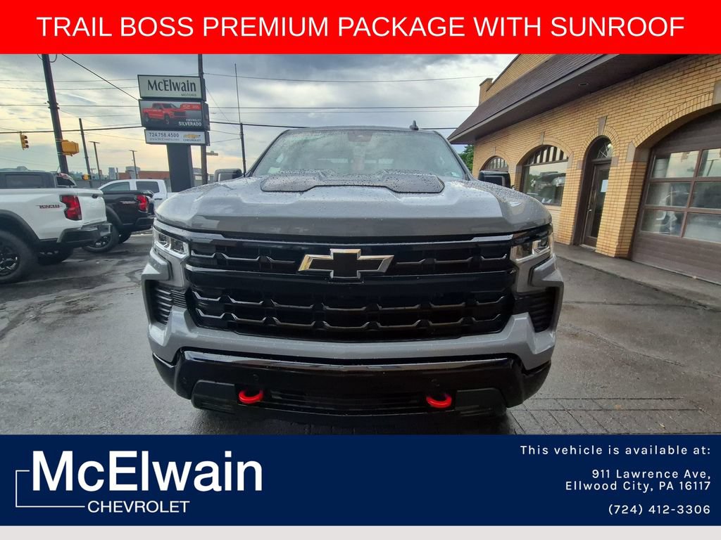 Used 2024 Chevrolet Silverado 1500 LT Trail Boss w/ LT Trail Boss Premium Package AWD/4WD image 10