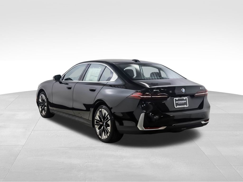 New 2026 BMW 530i xDrive image 3