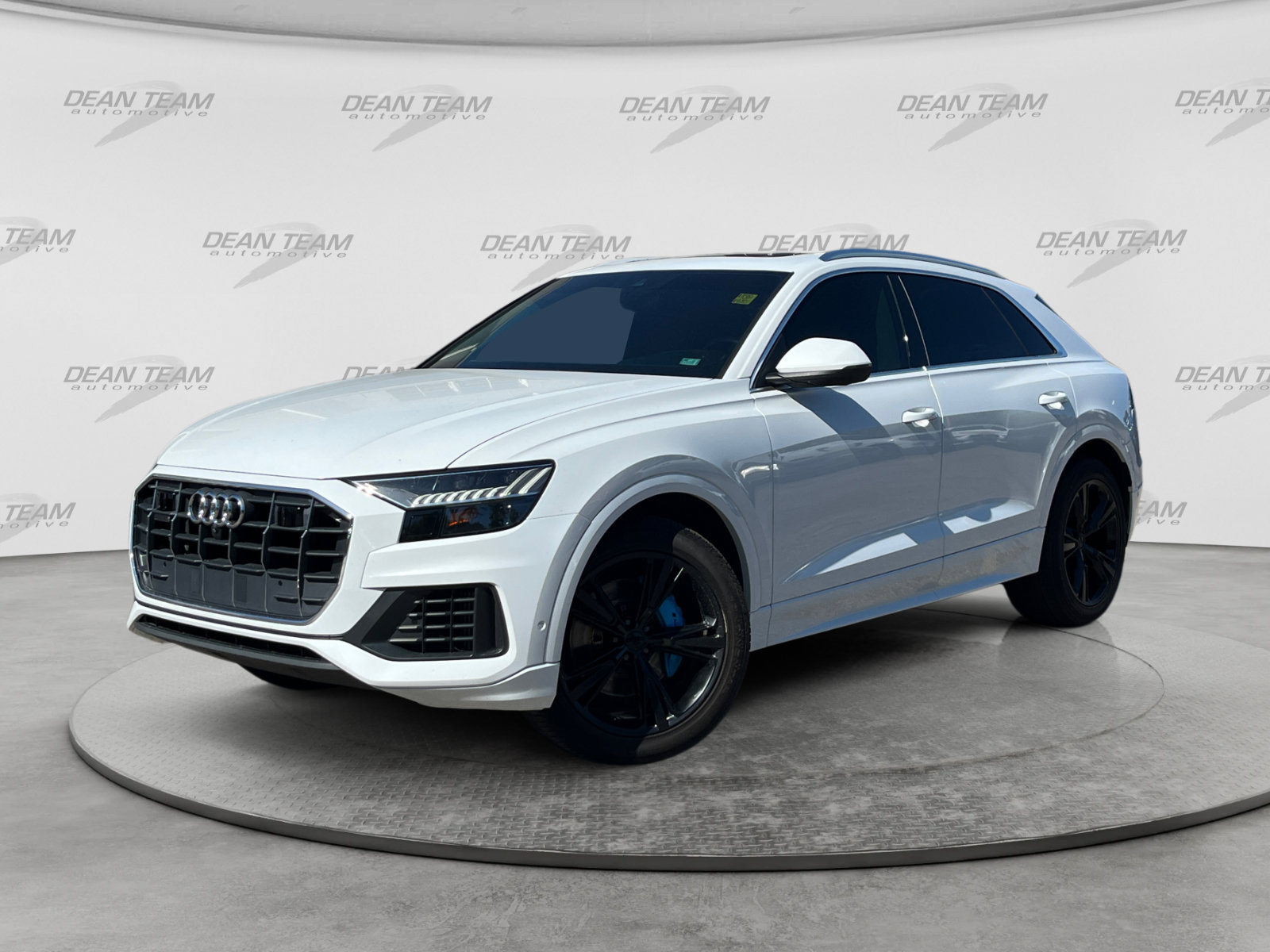 Used 2019 Audi Q8 Premium Plus w/ Premium Plus AWD/4WD image 3