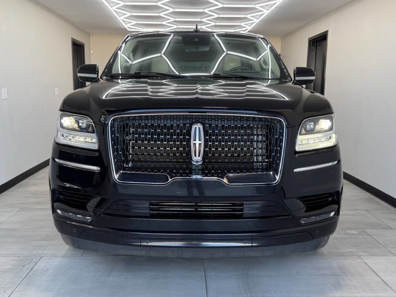 Used 2021 Lincoln Navigator Reserve AWD/4WD image 12