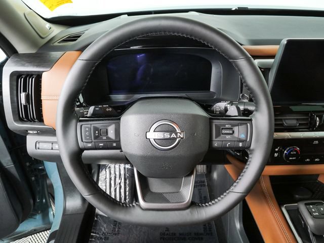 Used 2026 Nissan Pathfinder Platinum w/ Cargo Package FWD image 17