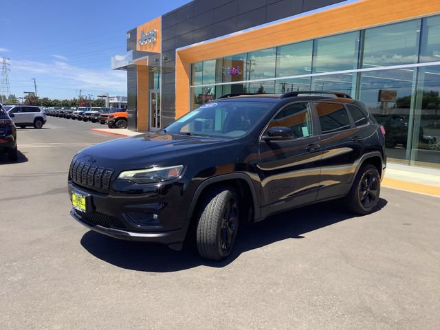 Used 2020 Jeep Cherokee Latitude Plus AWD/4WD image 5