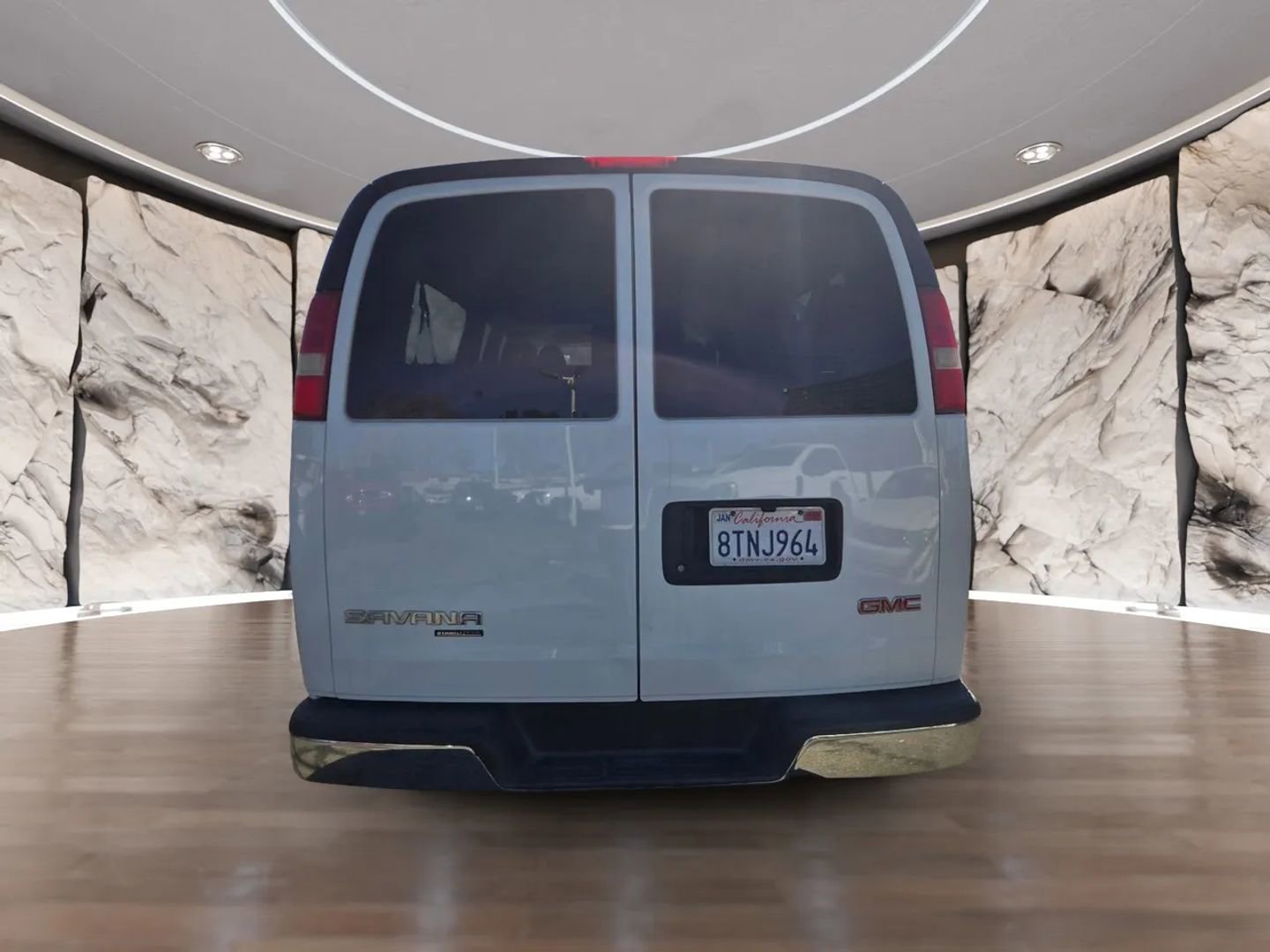 Used 2016 GMC Savana 3500 LS image 7