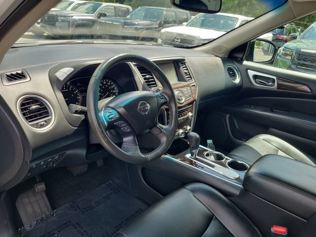 Used 2016 Nissan Pathfinder SL w/ SL Tech Package FWD image 17