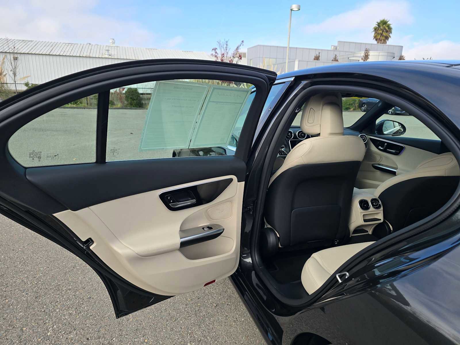 Used 2025 Mercedes-Benz C 300 Sedan image 17