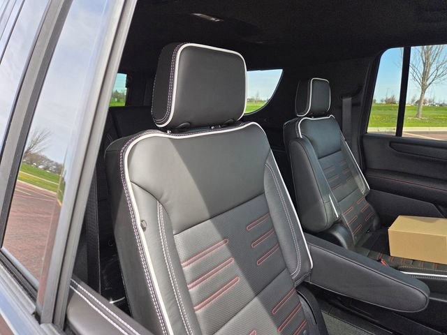 New 2026 GMC Yukon XL AT4 Ultimate AWD/4WD image 43