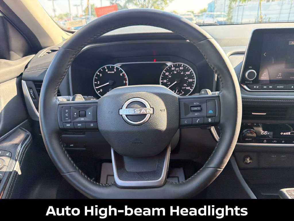 Certified 2025 Nissan Rogue SV w/ SV Premium Package FWD image 17