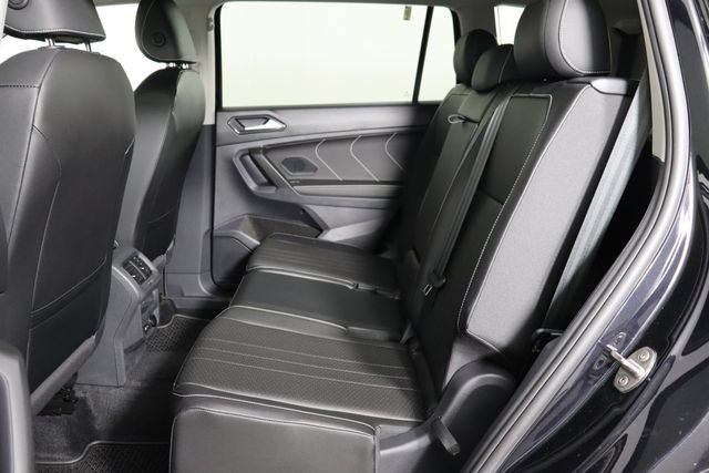 Used 2023 Volkswagen Tiguan SE FWD image 16