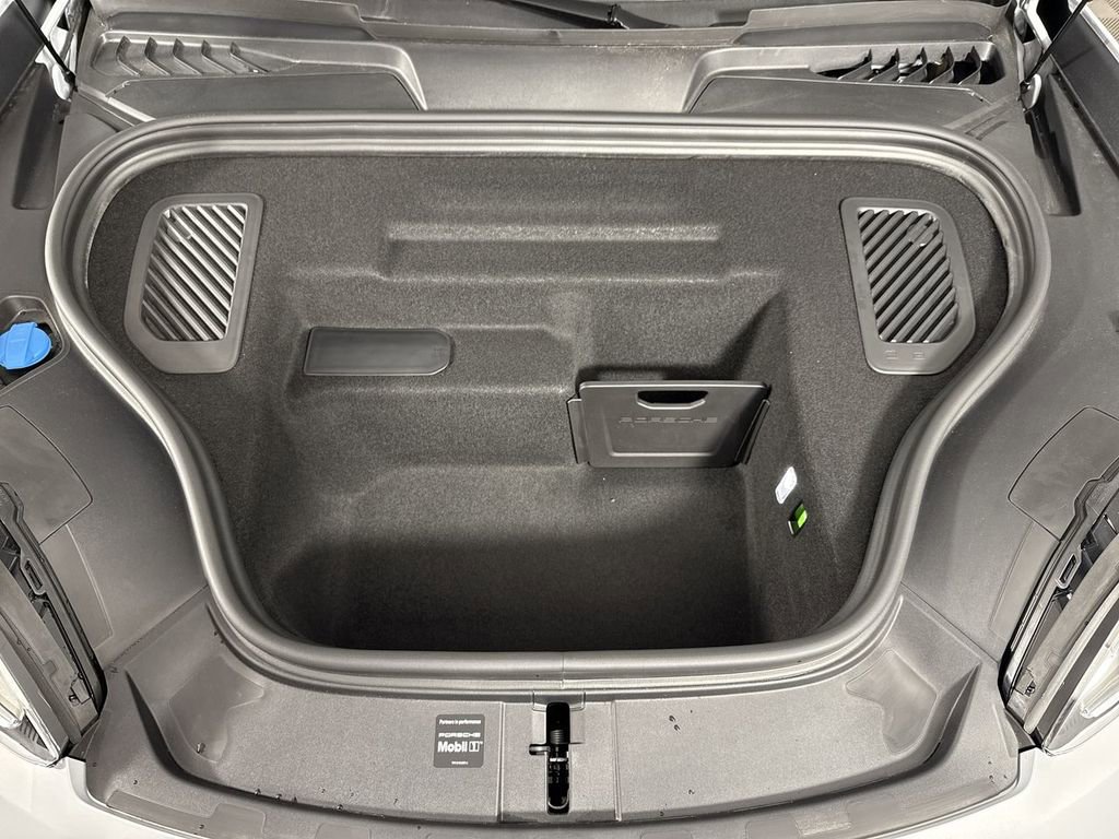 New 2025 Porsche Macan 4 Electric AWD/4WD image 22