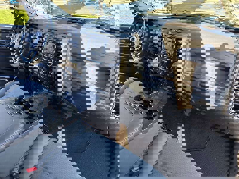 Used 2014 RAM 1500 Express image 35