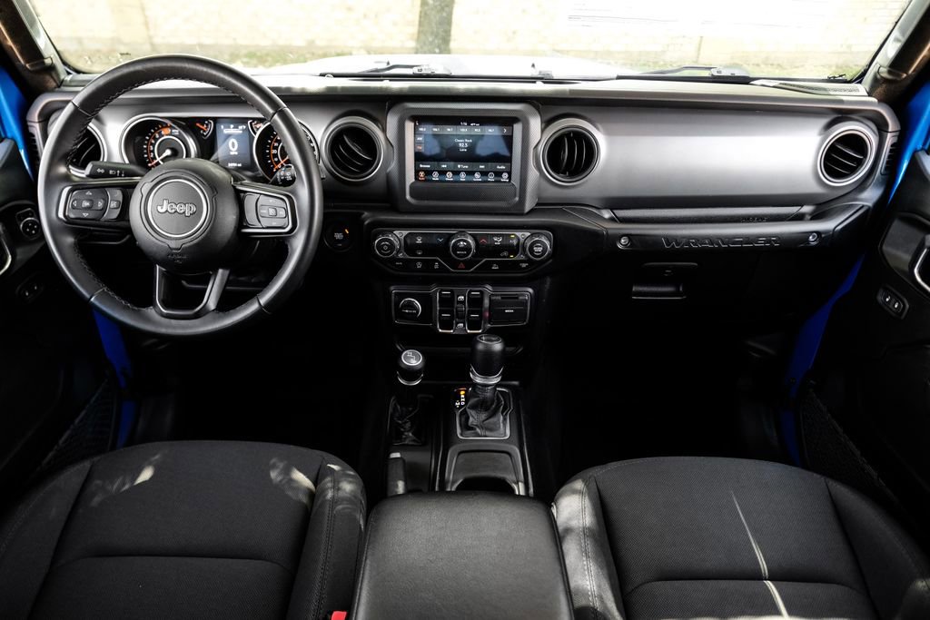 Used 2022 Jeep Wrangler Unlimited Sport image 5