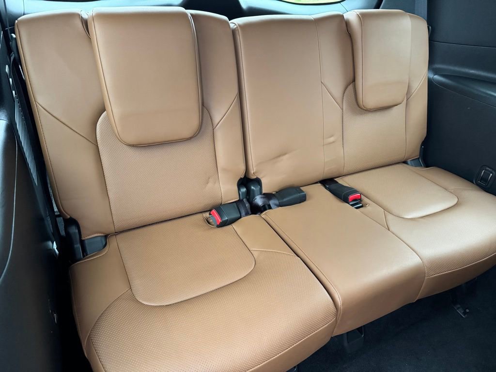 Used 2024 INFINITI QX80 Sensory image 30