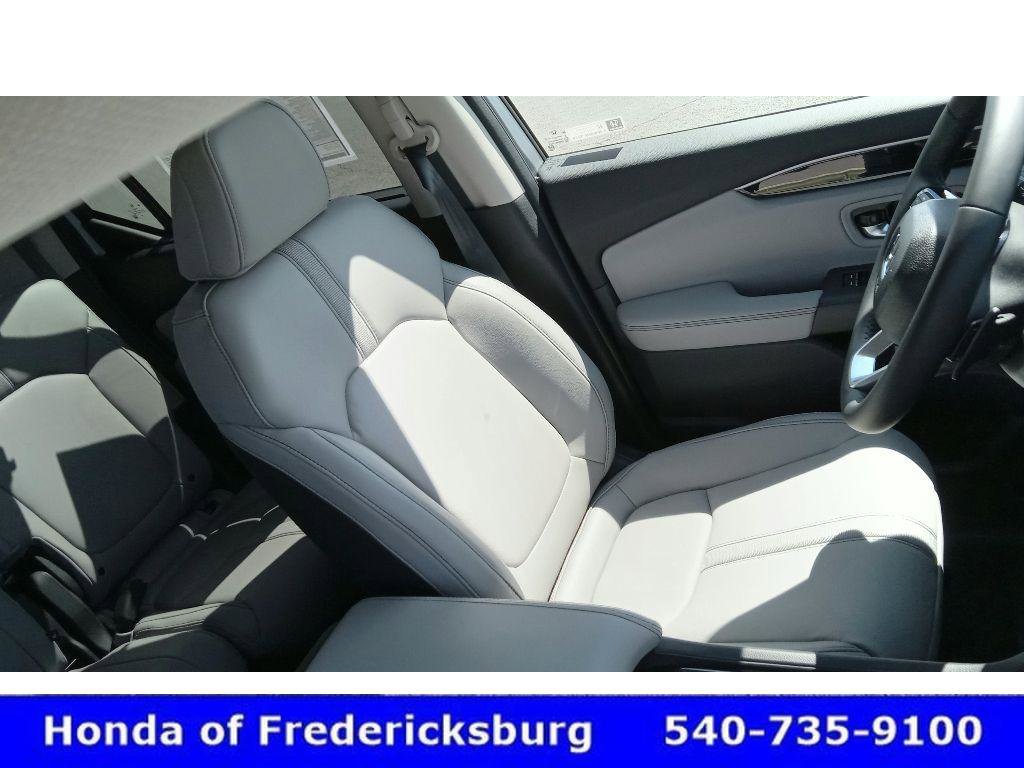 Certified 2025 Honda Pilot Touring image 26