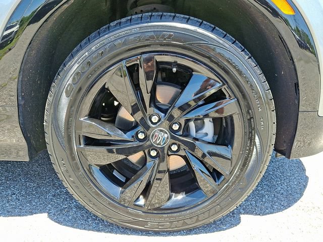 Certified 2024 Buick Encore GX Sport Touring AWD/4WD image 8