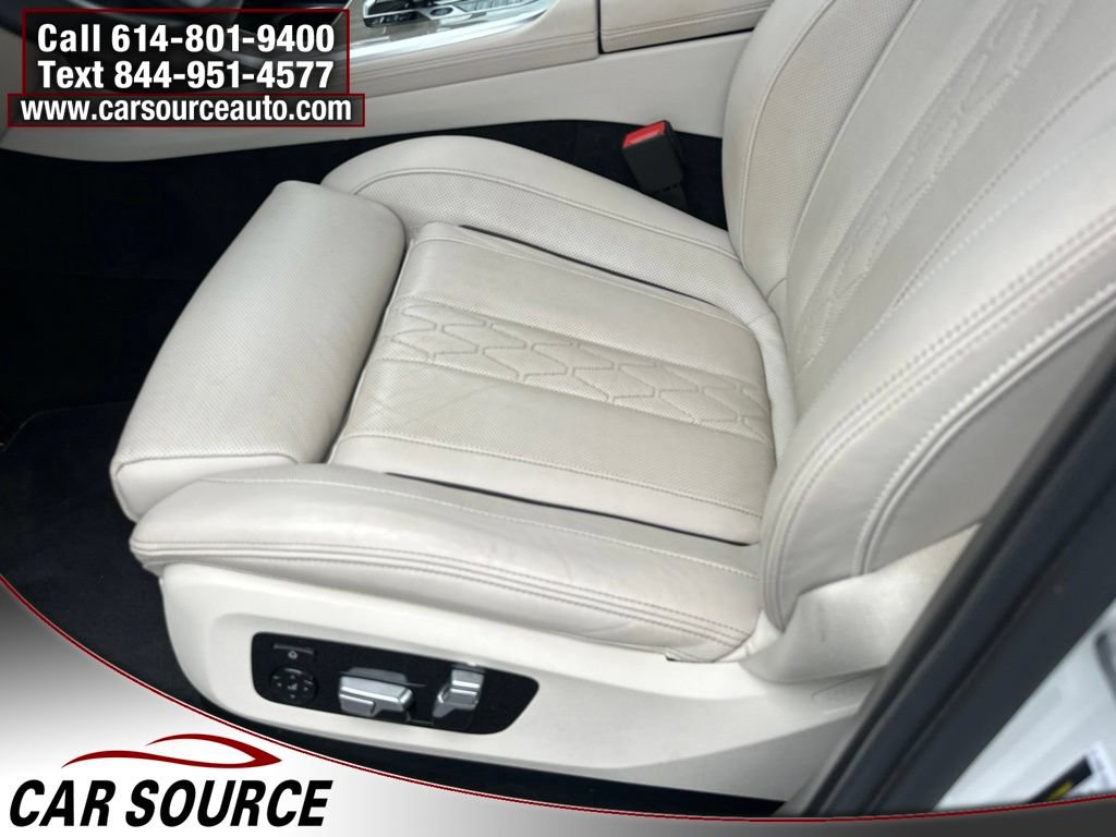 Used 2022 BMW X7 xDrive40i w/ Executive Package AWD/4WD image 13
