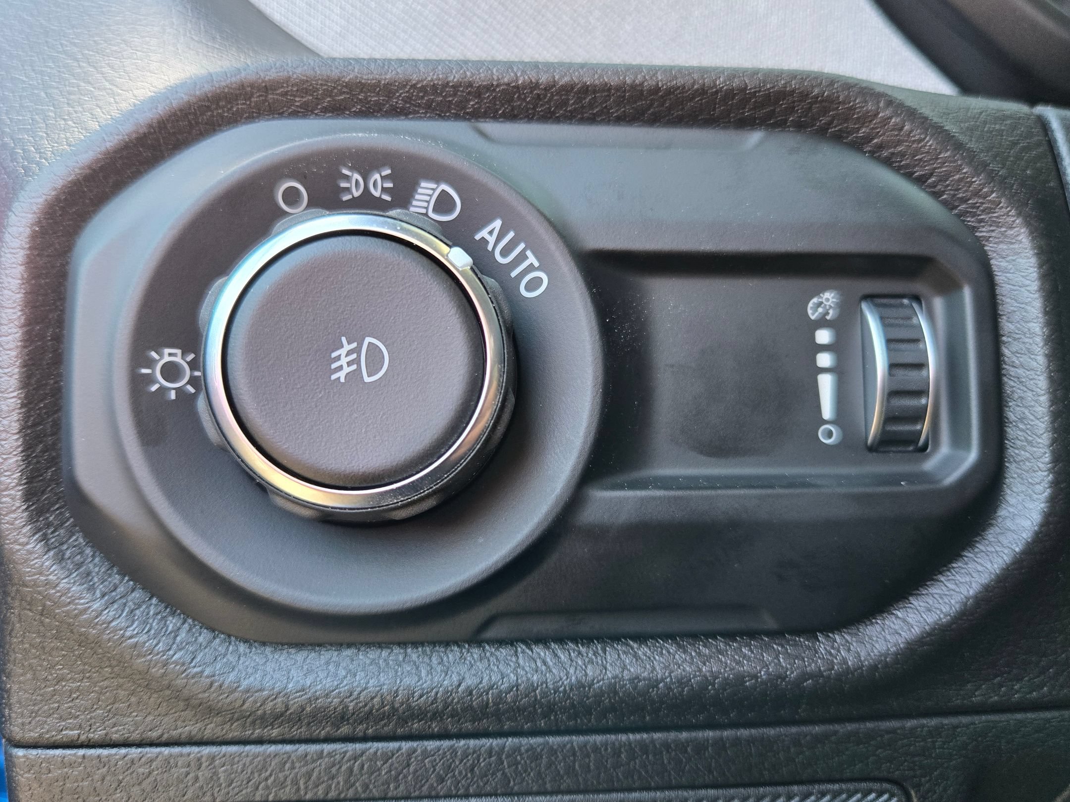 New 2026 Jeep Wrangler Sport AWD/4WD image 18