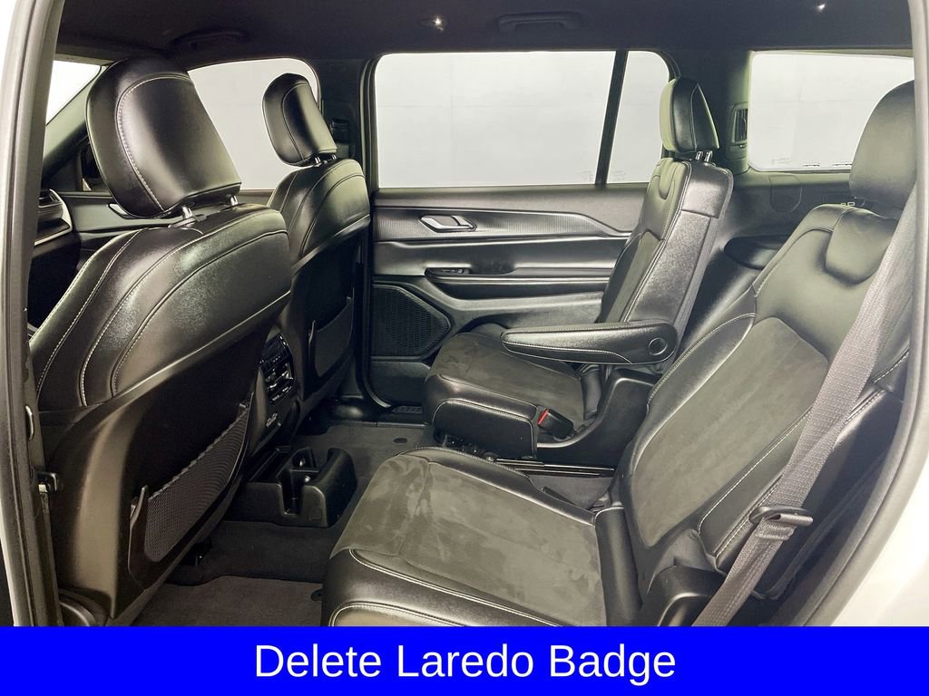 Used 2023 Jeep Grand Cherokee L Laredo image 23