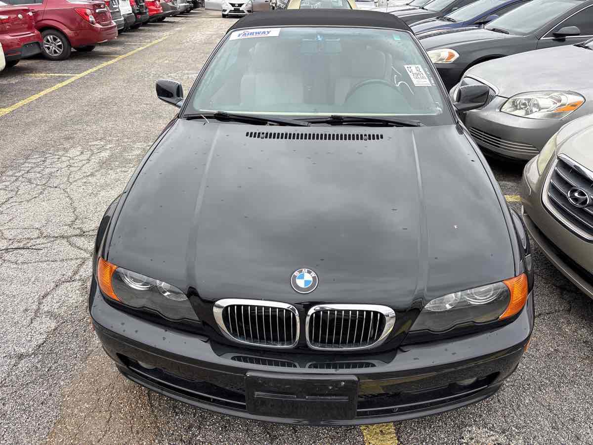 Used 2001 BMW 325Ci Convertible RWD image 3