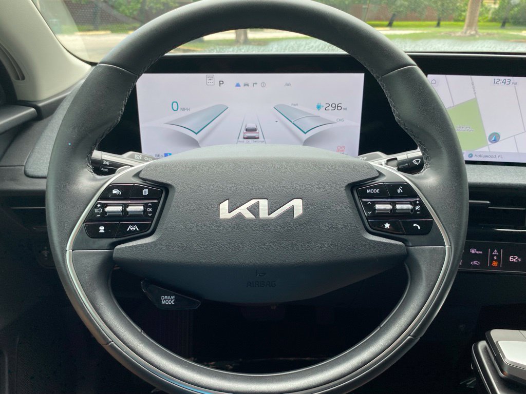 Used 2024 Kia EV6 Light RWD image 23