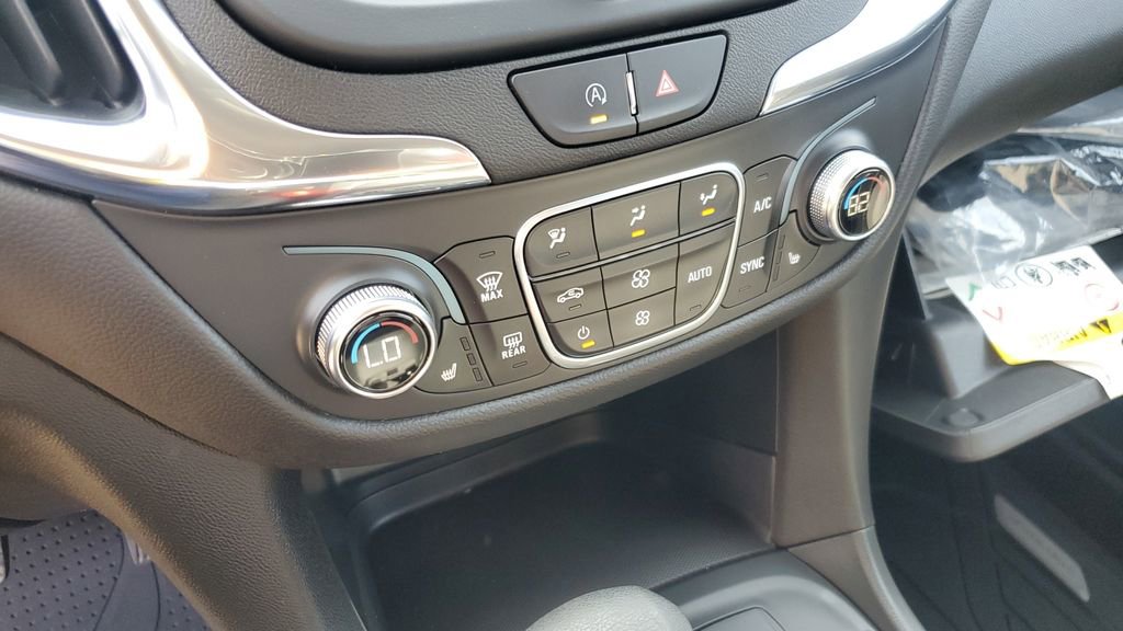 Used 2023 Chevrolet Equinox LT image 17