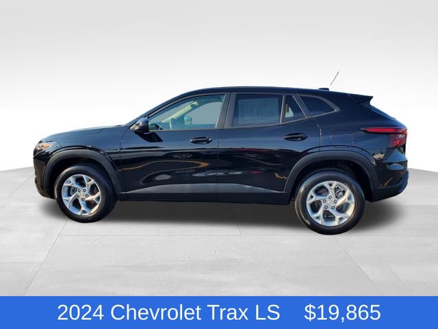 Certified 2024 Chevrolet Trax LS w/ LS Convenience Package FWD image 2