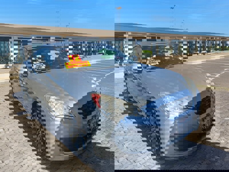 Used 2012 Hyundai Genesis 2.0T image 1