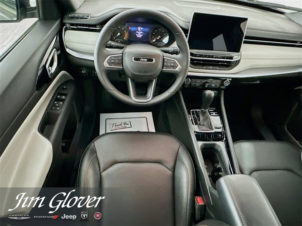 Used 2024 Jeep Compass Limited image 18