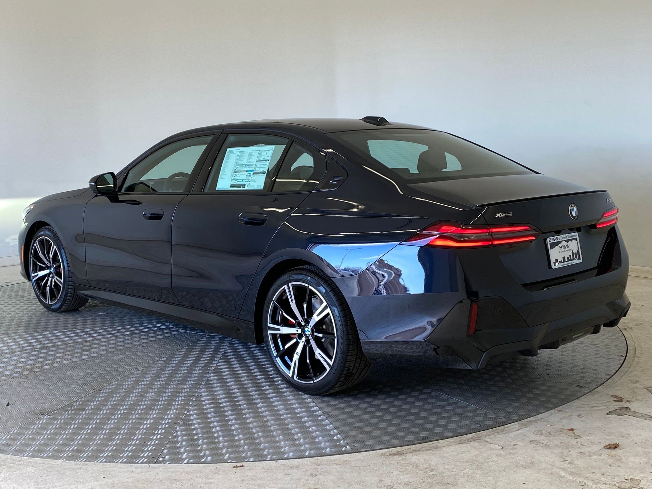 New 2026 BMW 530i xDrive w/ M Sport Package image 3