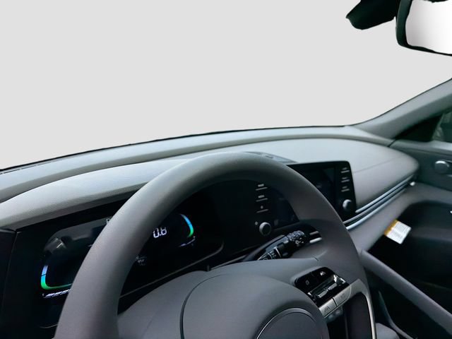 New 2026 Hyundai Elantra SE FWD image 9