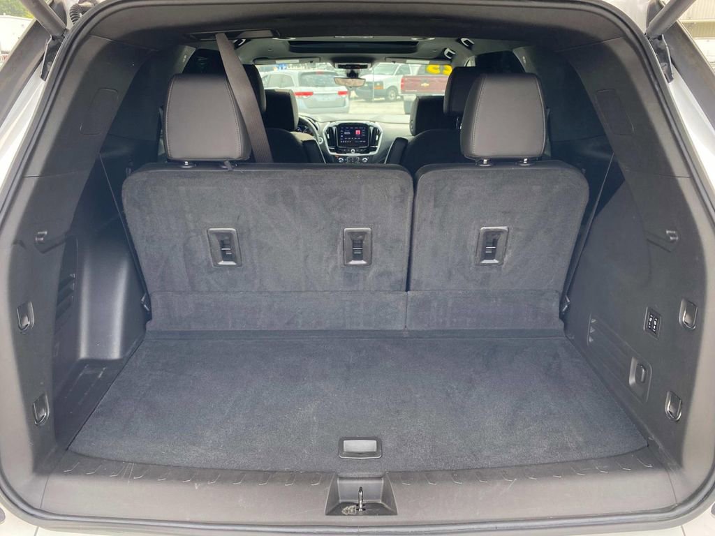 Used 2023 Chevrolet Traverse High Country image 4