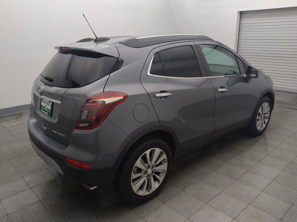 Used 2020 Buick Encore Preferred w/ Safety Package FWD image 9