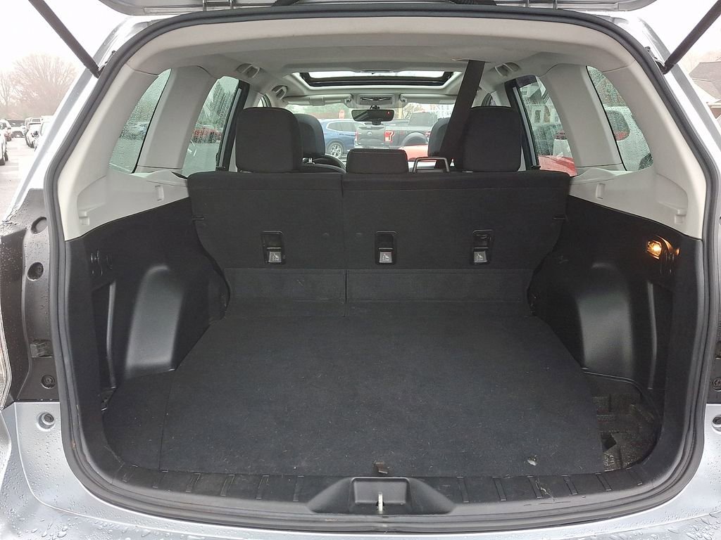 Used 2018 Subaru Forester 2.5i Premium w/ All-Weather Package image 27