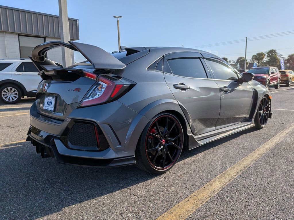 Used 2018 Honda Civic Type R image 6
